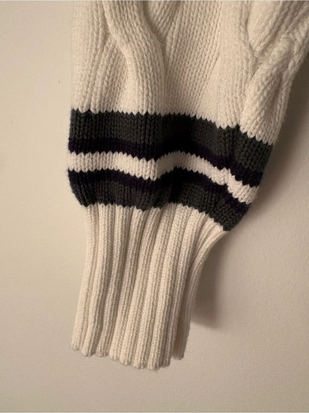Wilson Cream Cable-Knit V-Neck Sweater with Navy Trim